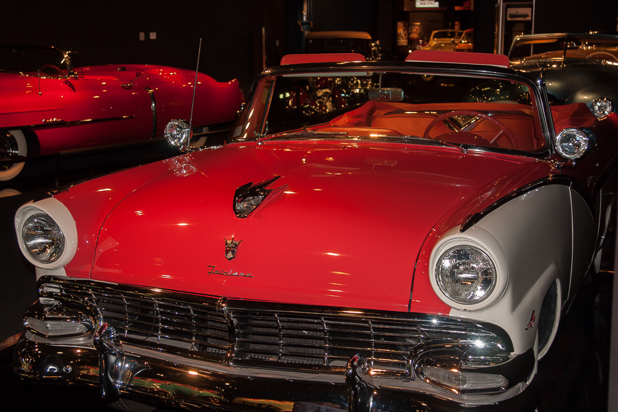 Ford Fairlane Sunliner Convertible, 1956
