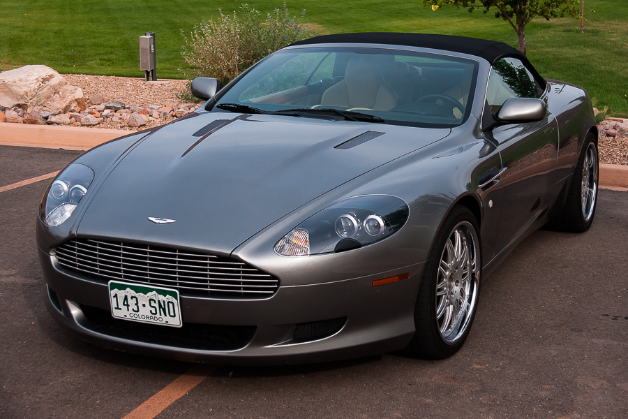 Aston Martin DB9