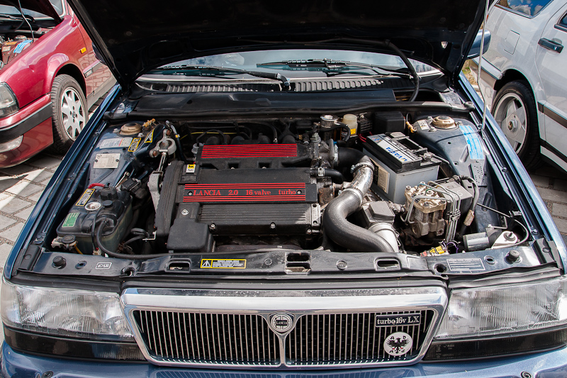 Motor des Lancia 2,0 !&V turbo